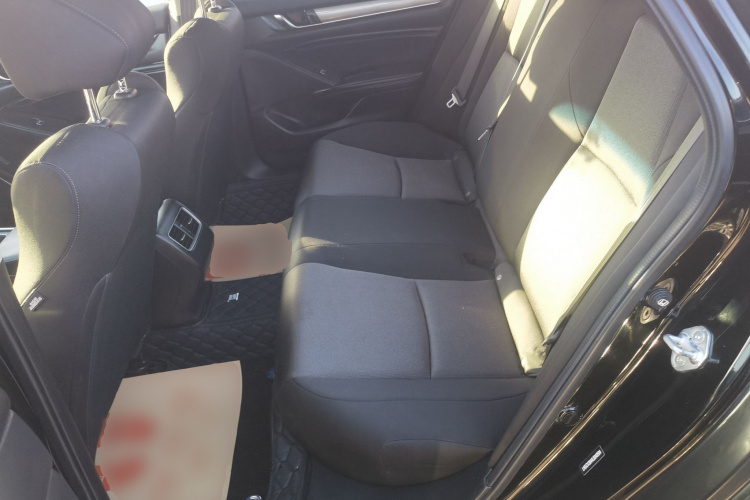 本田 雅阁 2018款 锐·混动 2.0L 锐酷版 国VI中控内饰7004