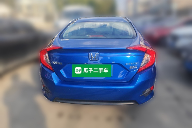 本田 思域 2016款 220TURBO 手动豪华版车身外观6