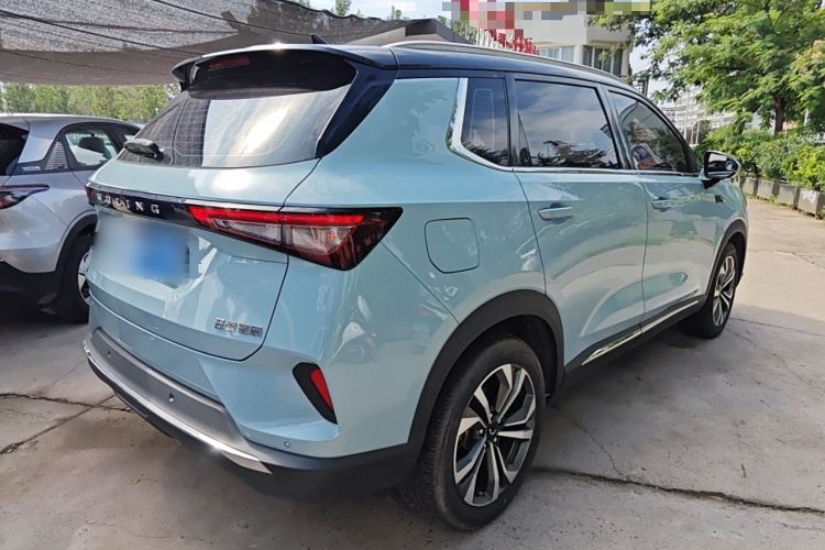 五菱汽车 五菱星辰 2021款 1.5T CVT星辉版车身外观7