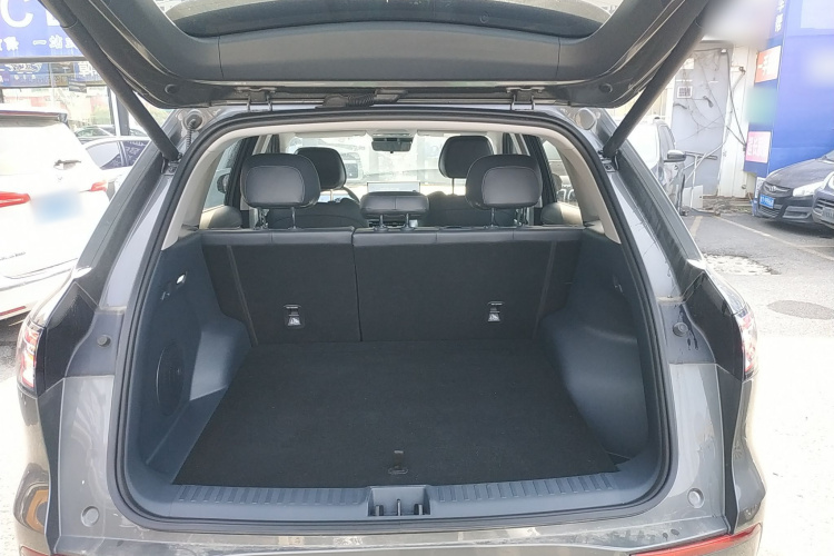 吉利银河 银河E5 2024款 530km 星舰版机舱底盘23