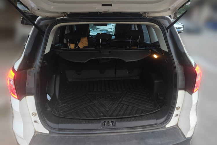 福特 翼虎 2017款 EcoBoost 180 两驱精翼型中控内饰23