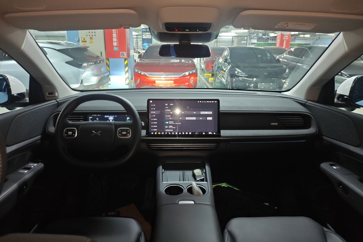 小鹏G6 2023款 580 长续航 Max中控内饰7002