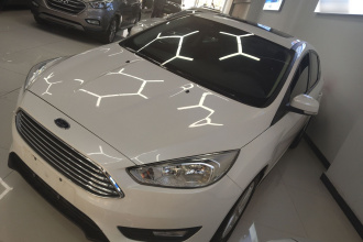 福特 福克斯 2018款 三厢经典 1.6L 自动风尚型智行版