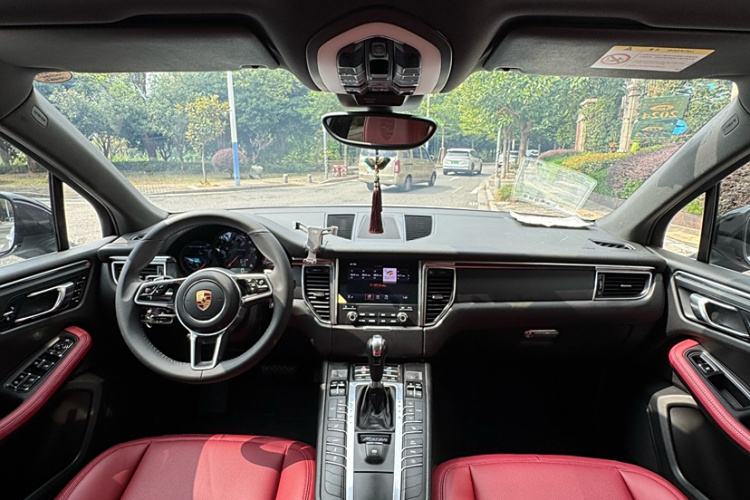 保时捷 2017款  Macan 2.0T中控内饰7002