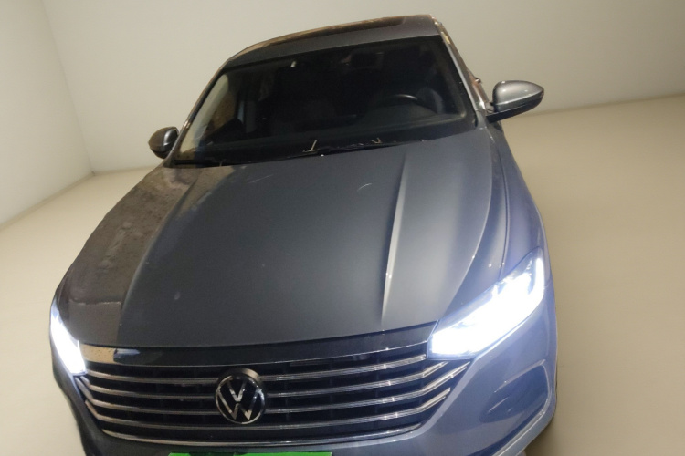 大众 朗逸 2023款 1.5L 自动五百万版车身外观2