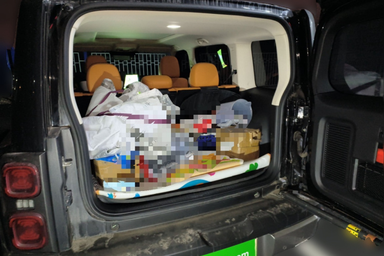 哈弗猛龙新能源 2023款 Hi4 145 探索版中控内饰23