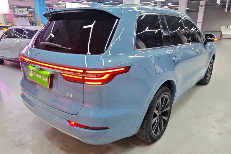 理想汽车 理想ONE 2021款 增程6座版车身外观7
