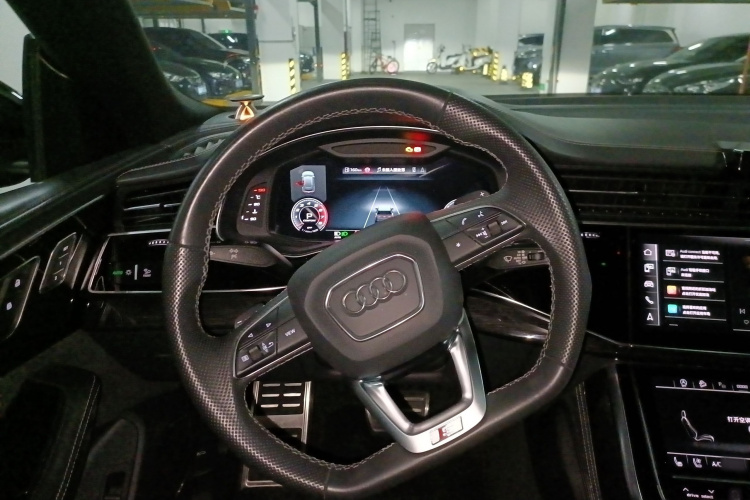 奥迪Q8 2021款 55 TFSI 尊享动感型中控内饰13