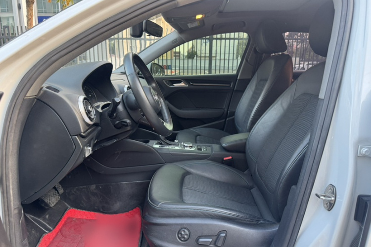 奥迪A3 2020款 Limousine 35 TFSI 时尚型 国VI中控内饰7002