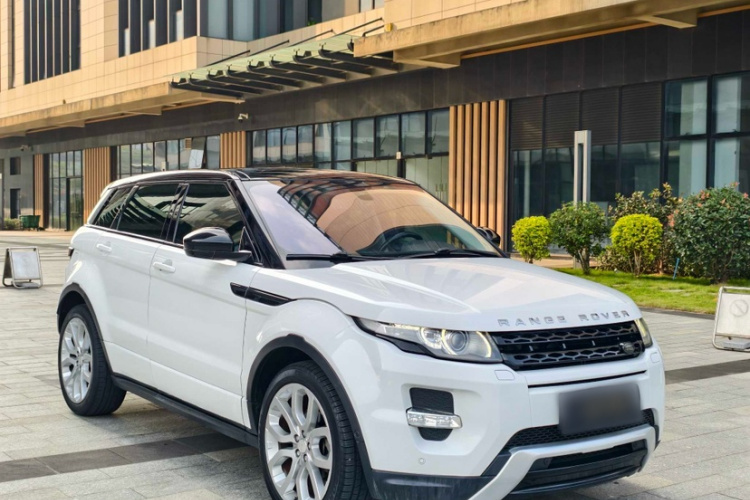 路虎 揽胜极光(进口) 2014款 2.0T 5门耀动版车身外观6003