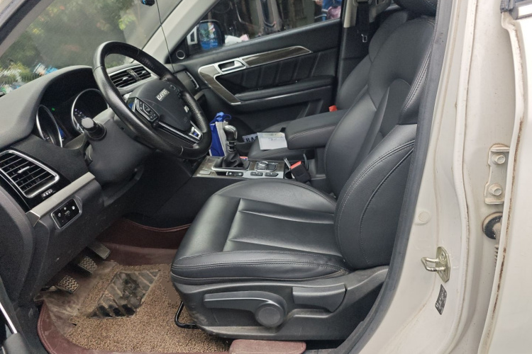 哈弗H6 Coupe 2015款 蓝标改款 2.0T 手动两驱都市型中控内饰19