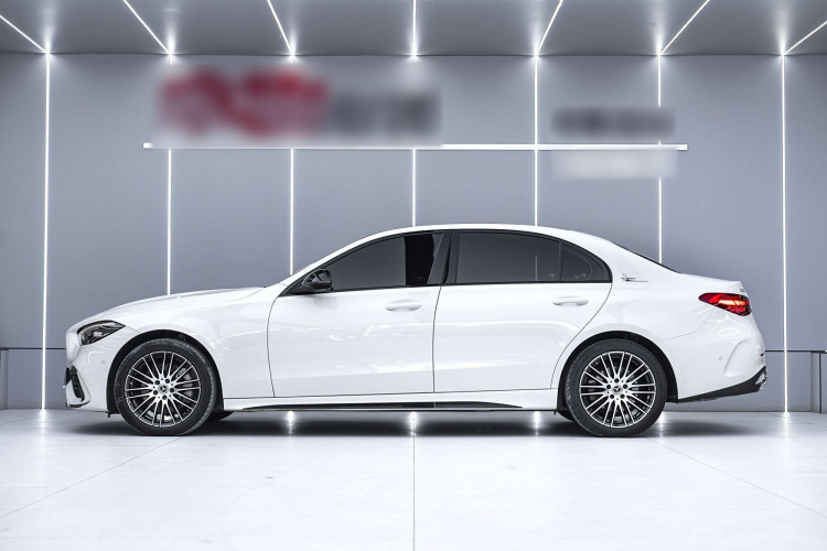 奔驰C级 2022款 改款 C 260 L 运动版车身外观6003