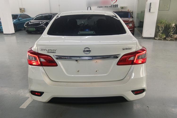 日产 轩逸 2022款 经典 1.6XE CVT舒适版车身外观6004