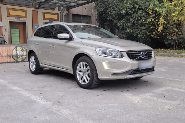 沃尔沃XC60 2017款 T5 智进升级版车身外观6008