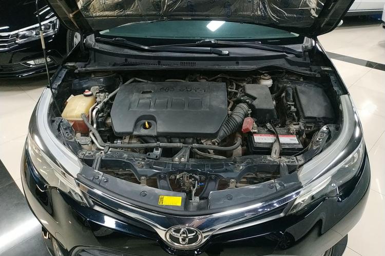 丰田 雷凌 2014款 1.6G CVT精英版机舱底盘24