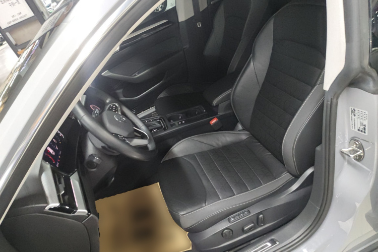 一汽-大众CC 2021款 猎装车 380TSI 猎心版局部细节19