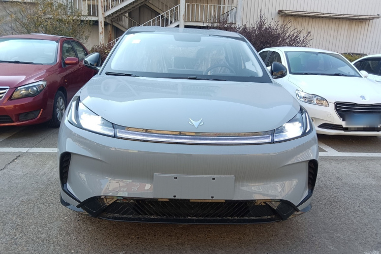 ARCFOX极狐 极狐T1 2025款 320 PRO车身外观2