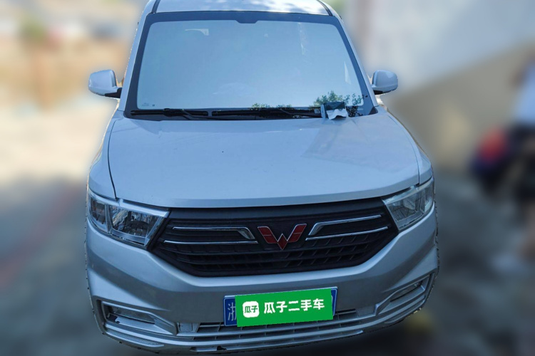 五菱汽车 五菱宏光V 2021款 1.5L劲享版LAR车身外观6001