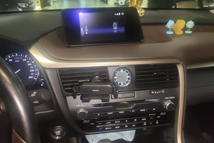 雷克萨斯RX 2016款 300 四驱典雅版 国V局部细节16