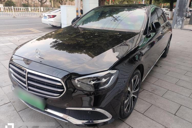 奔驰E级新能源 2023款 E 350 e L 插电式混合动力轿车车身外观6004