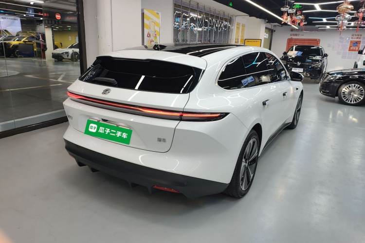 蔚来ET5T 2024款 75kWh Touring车身外观7