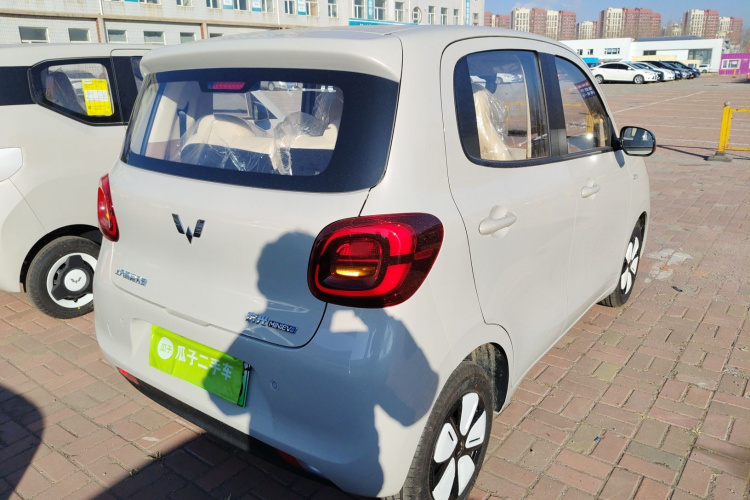 五菱汽车 宏光MINIEV 2025款 四门版 进阶款车身外观7