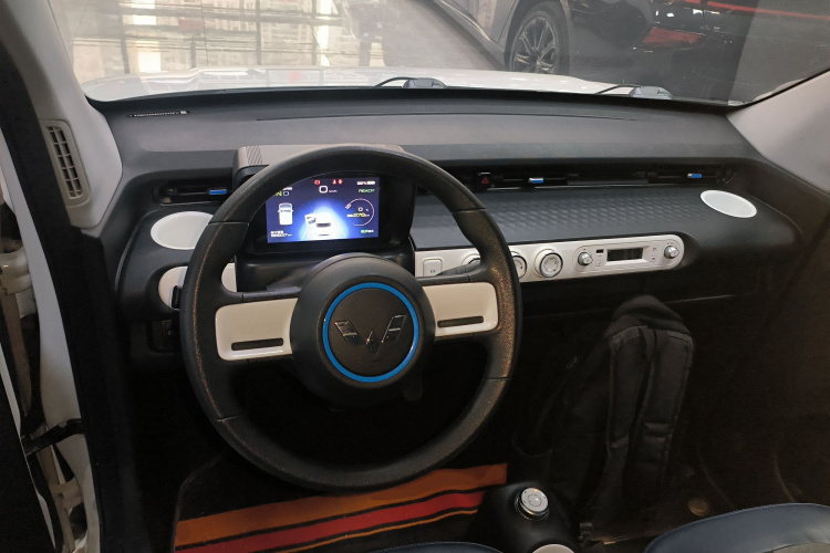 五菱汽车 宏光MINIEV 2022款 GAMEBOY 300km 玩咖款 磷酸铁锂中控内饰12