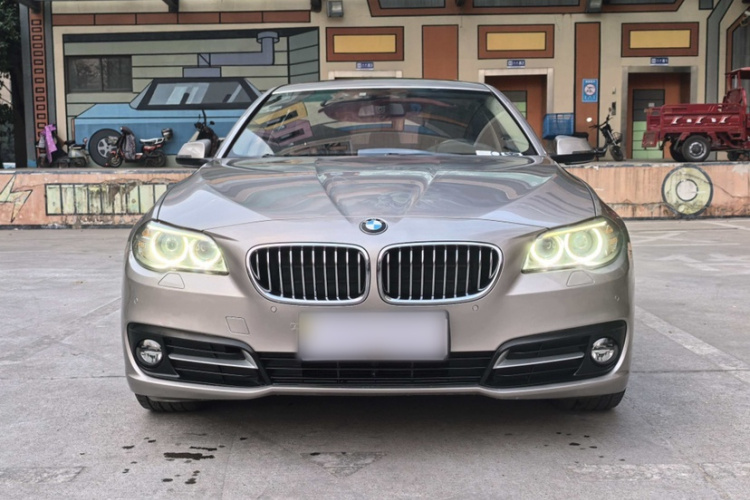 宝马5系 2017款 520Li 典雅型车身外观6006