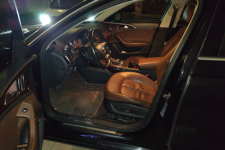 奥迪A6L 2014款 30 FSI 豪华型中控内饰7003