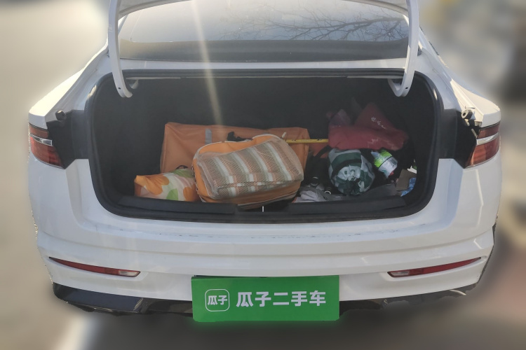 吉利汽车 星瑞 2023款 1.5TD 昆仑版中控内饰23