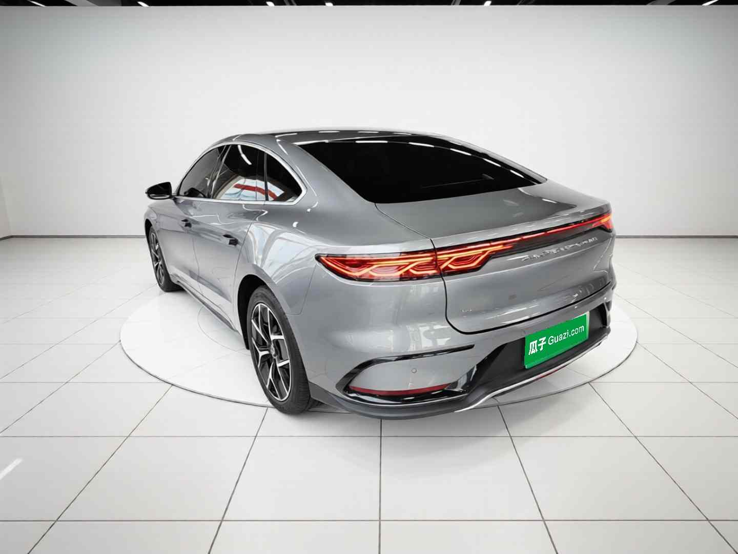 比亚迪 汉 2024款 EV 荣耀版 605KM前驱尊贵型(3)