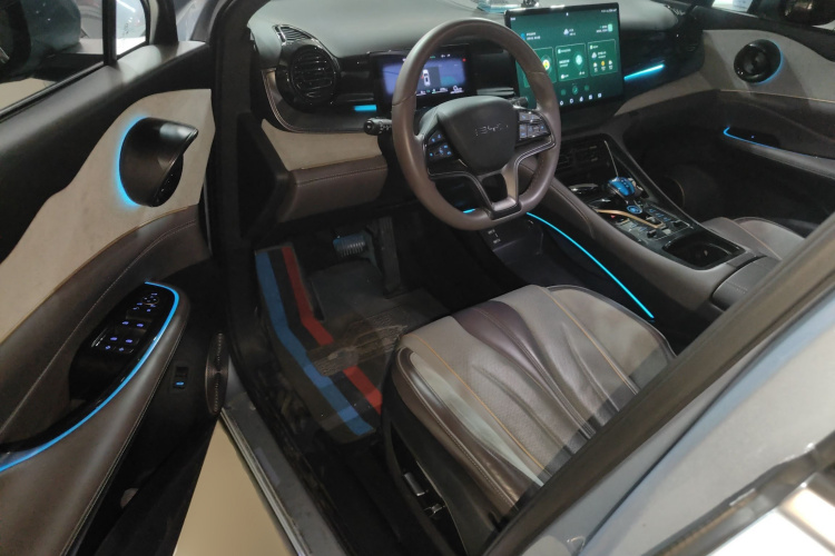 比亚迪 护卫舰07 2023款 DM-i 100KM 豪华型中控内饰20