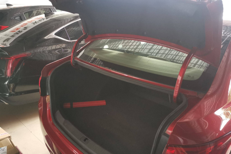 别克 英朗 2015款 15N 自动精英型机舱底盘23