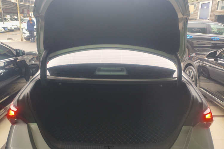 丰田 亚洲龙 2019款 2.0L XLE尊享版 国VI局部细节23