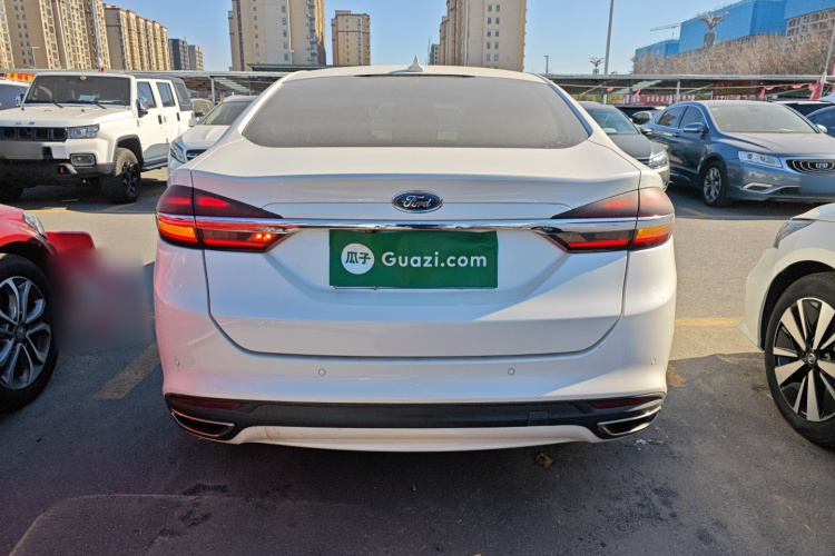 福特 蒙迪欧 2017款 EcoBoost 180 时尚型车身外观6004