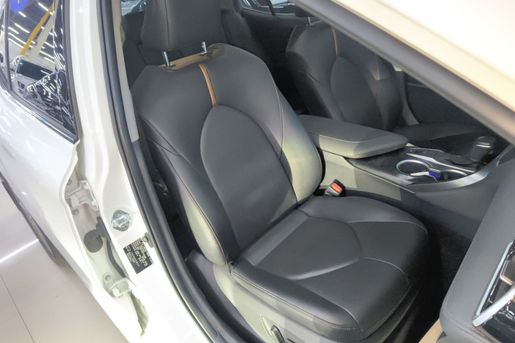 丰田 凯美瑞 2023款 2.0GVP 领先版局部细节41