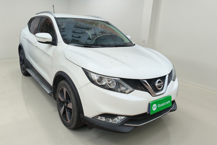 日产 逍客 2017款 2.0L CVT智享版 国V车身外观3