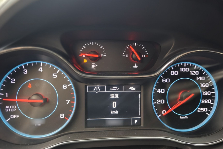 雪佛兰 科鲁兹 2017款 1.5L 自动先锋天窗版中控内饰7013