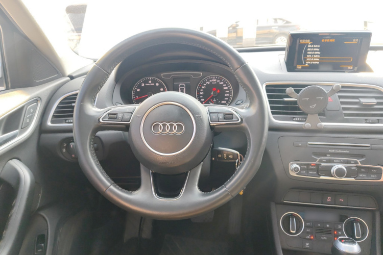 奥迪Q3 2017款 30 TFSI 时尚型局部细节13