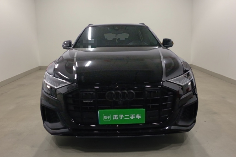 奥迪Q8 2021款 55 TFSI 尊享动感型车身外观2