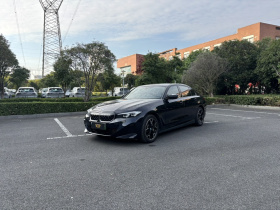 宝马i3 2023款 eDrive 40 L 曜夜套装