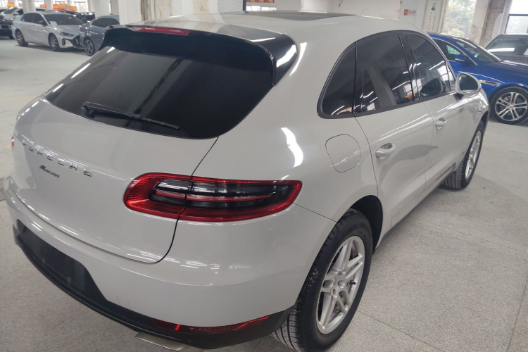 保时捷 2017款  Macan 2.0T车身外观6005