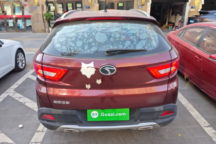 东南DX7 2015款 1.5T 手动豪华型车身外观6