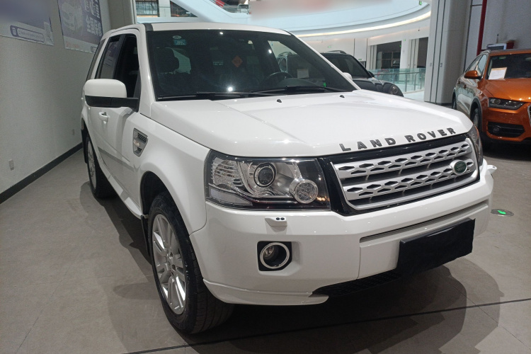 路虎 神行者2 2014款 2.0T Si4 SE汽油版车身外观6002