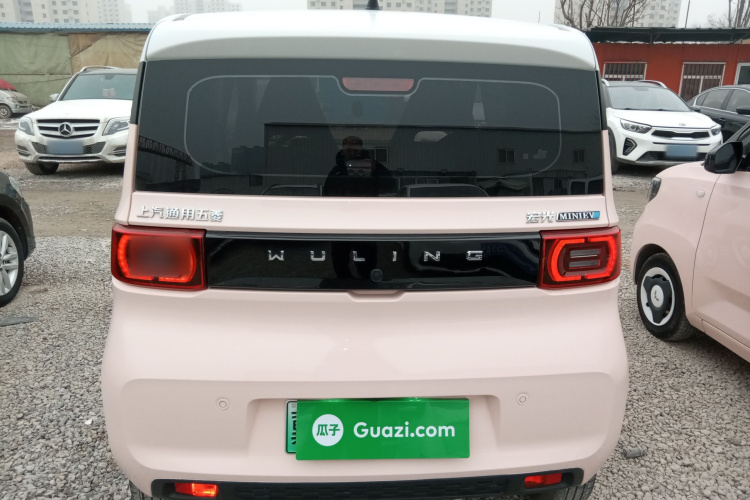 五菱汽车 宏光MINIEV 2022款 马卡龙时尚款 三元锂车身外观6