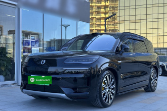 腾势N9 2025款 旗舰型