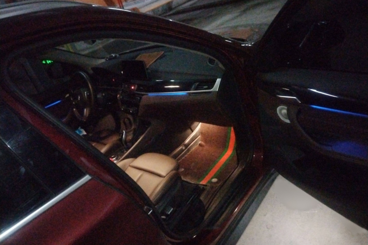 宝马X1 2021款 sDrive25Li 领先型局部细节9005