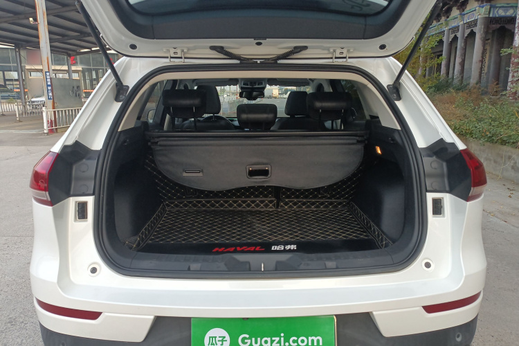 哈弗H6 2021款 1.5GDIT 自动冠军版机舱底盘23