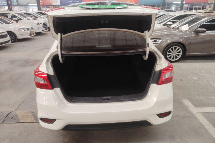 日产 轩逸 2021款 经典 1.6XL CVT豪华版局部细节23