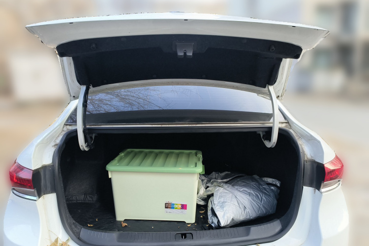 别克 英朗 2021款 改款 典范 1.5L 自动精英型中控内饰23